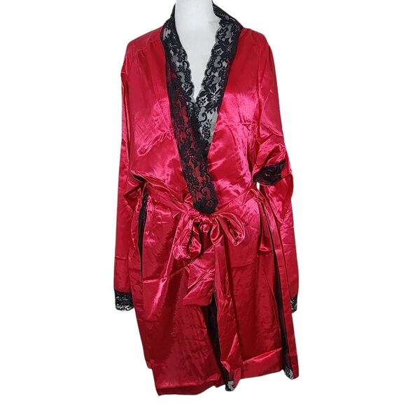 Frederick's of Hollywood Ruby Pink Satin Robe Size 1X NWT Lingerie Shower - Picture 1 of 10